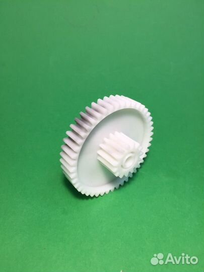 Шестерня средняя для мясорубки Polaris