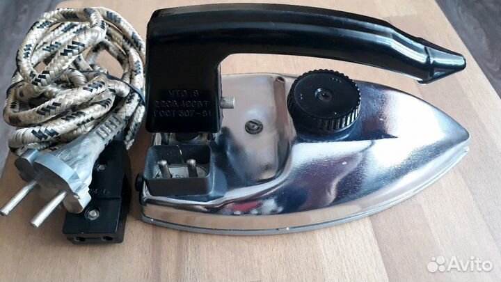 Утюг дорожный малогабаритный