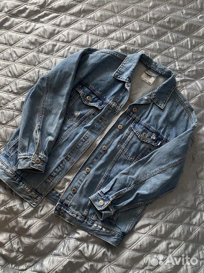 Джинсовая куртка bershka