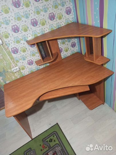 Компьютерный стол бу