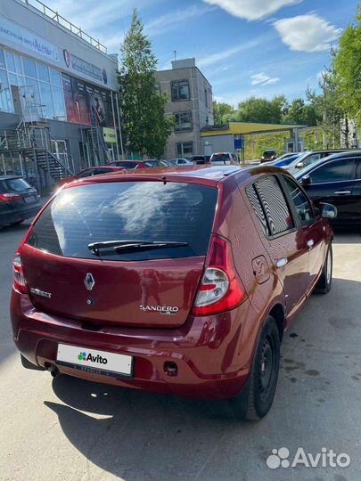 Renault Sandero 1.6 МТ, 2011, 105 000 км