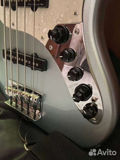 Бас гитара Marcus Miller V7 Alder-5 LPB 2nd Gen