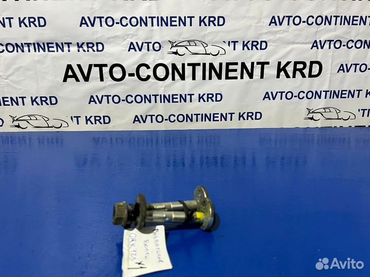 Болты развальные передние Toyota Mark X GRX125 4GR