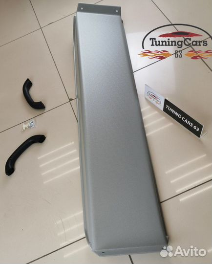 Полка потолочная Лада Ларгус в багажное отделение