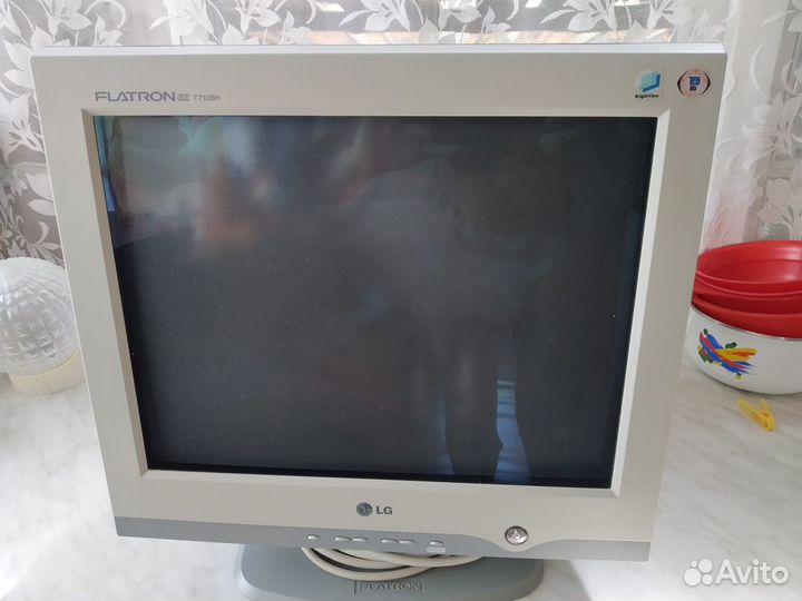 Монитор LG для компьютера