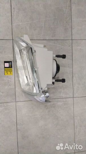 Фара ваз 2114,15,13. С Прозрачным Поворотником