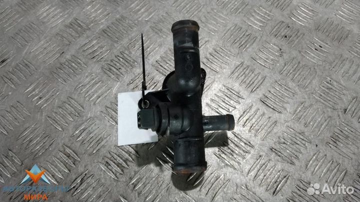 Корпус термостата Volkswagen Golf GTI 4 2001