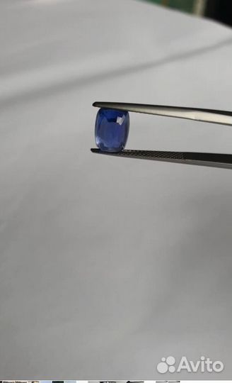 Драгоценные камни сапфир