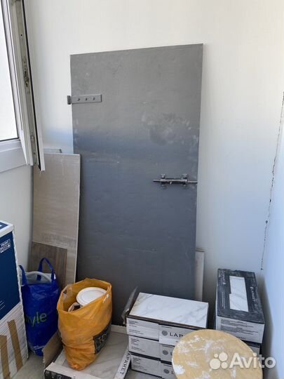 Железная металлическая дверь бу