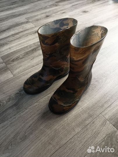 Детские резиновые сапоги