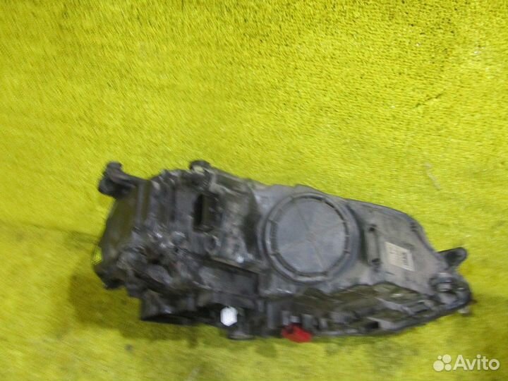 Фара левая Volkswagen Golf