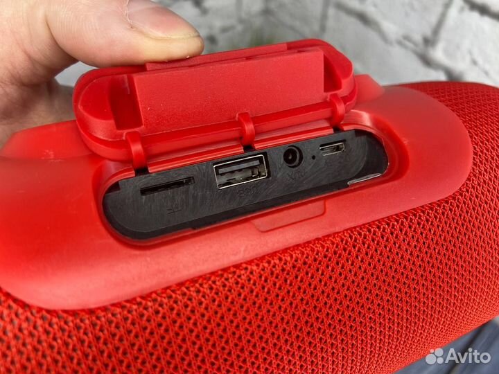 Портативная блютуз колонка charge 3