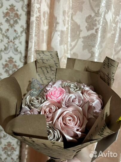 Букет из атласных лент 