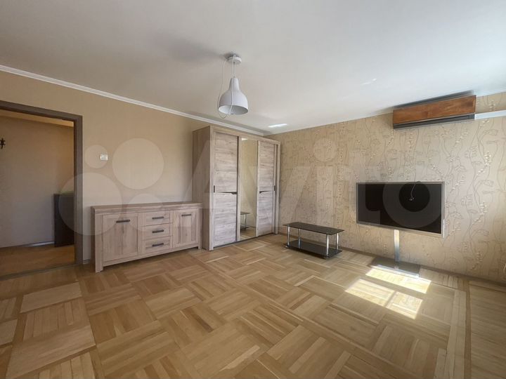 3-к. квартира, 80 м², 3/5 эт.