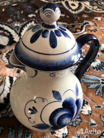 Кувшин гжель