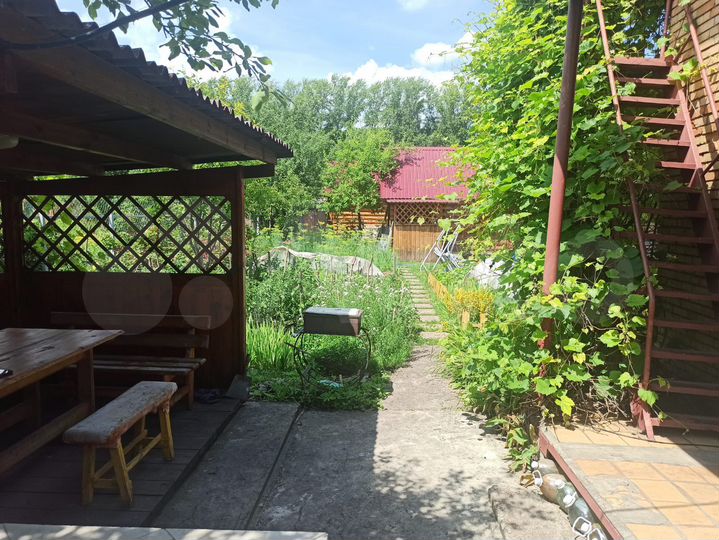 Дача 32 м² на участке 4 сот.