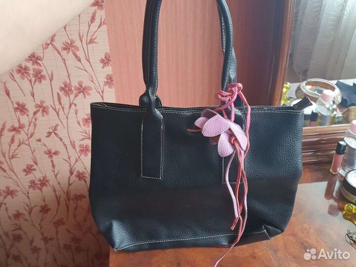 Сумки кожаные женские