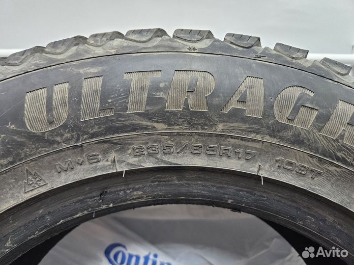 Goodyear UltraGrip Ice Arctic SUV 235/65 R17 108T