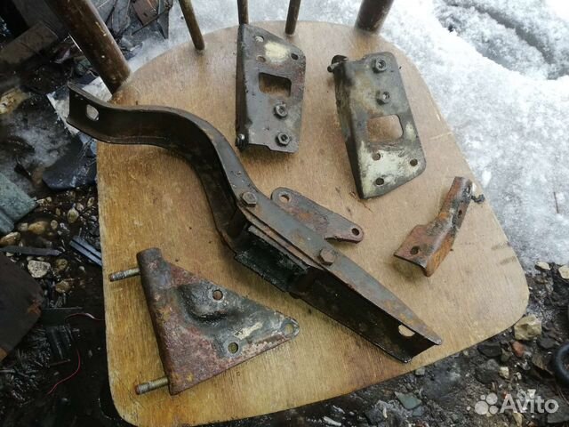 Кронштейн крепление Нива Шевроле
