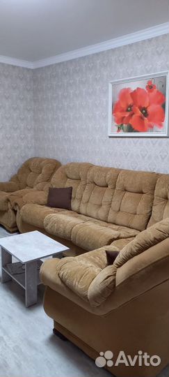 Диван раскладной и 1 кресло