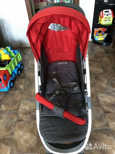 Прогулочная коляска babyton