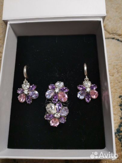 Комплект из серебра