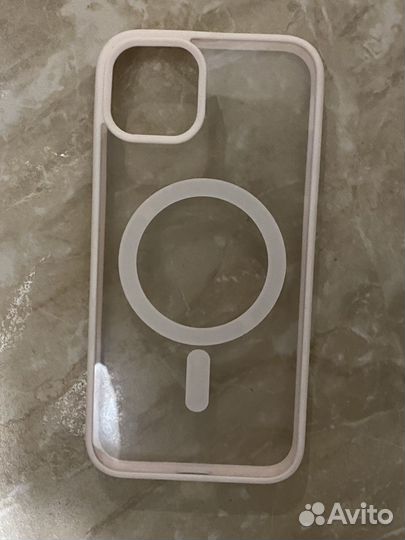 Чехол на iPhone