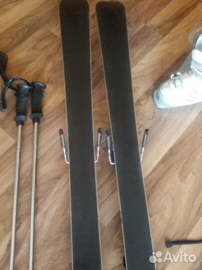 Продам горные лыжи и ботинки Atomic