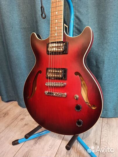 Электроакустическая гитара Ibanez AM-53 SRF