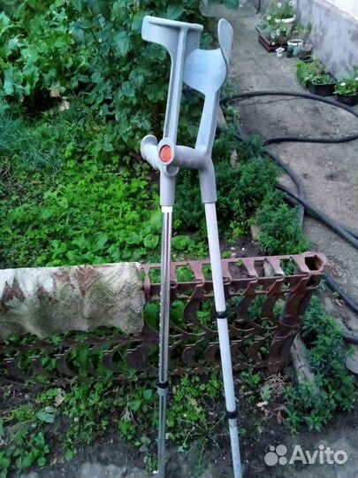 Костыли подлокотные