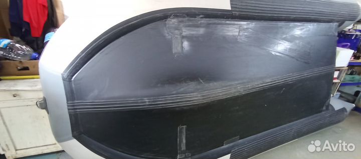 Лодка с мотором