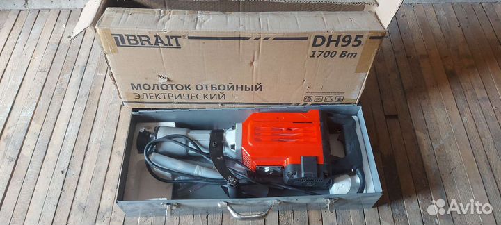 Молоток отбойный электрический Brait DH95