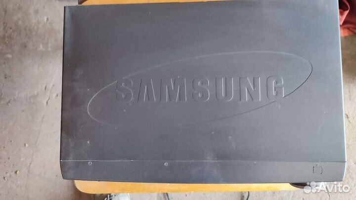 Видеомагнитофон