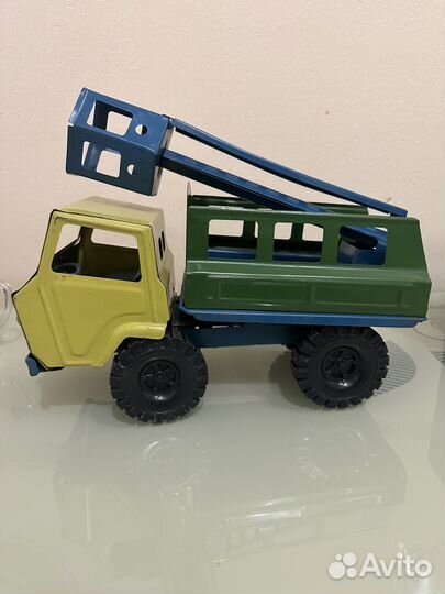 Редкая машинка игрушка из СССР виз