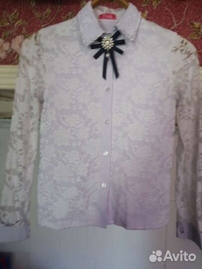Блузка белая