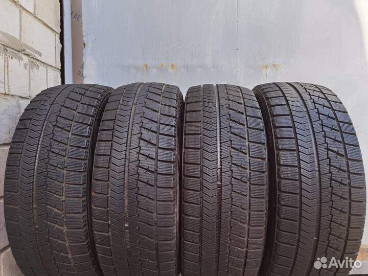 Bridgestone Blizzak VRX 225/45 R18 91Q