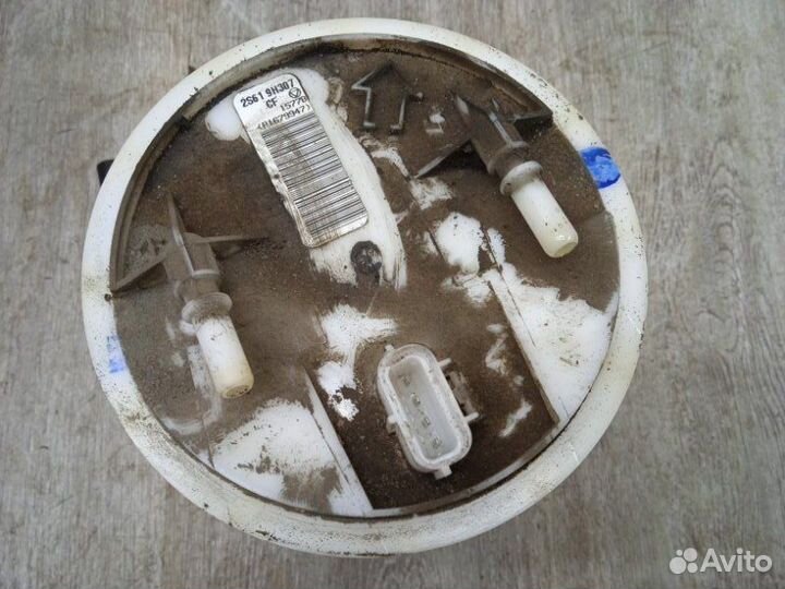 Насос топливный Ford Fiesta MK5 fxja 2007