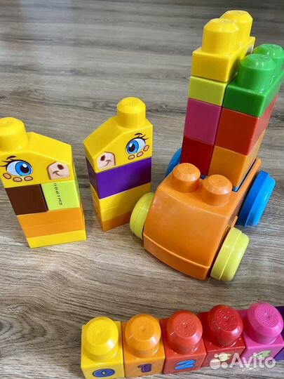 Развивающие игрушки для малыша