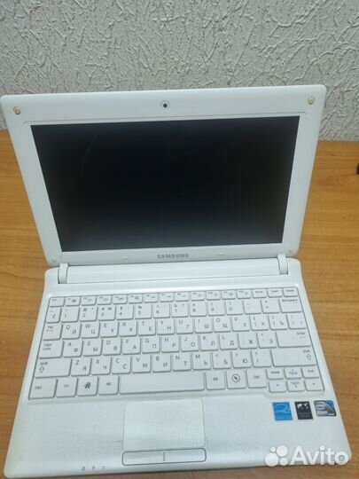 Ноутбук Samsung офисный в идеальном состоянии