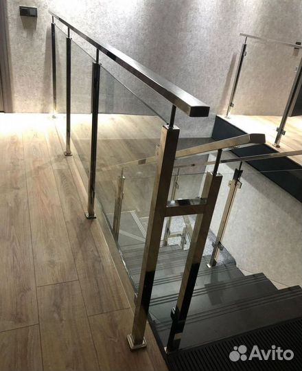 Пeрилa для лестниц / пopучни из нeржавейки