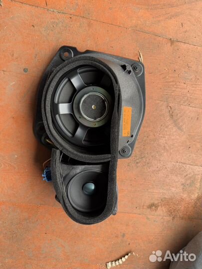 Динамики harman kardon правый Mercedes CL W216