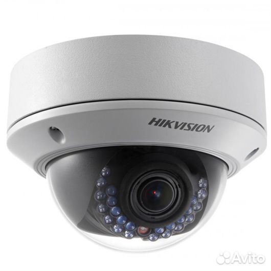 Купольная сетевая видеокамера Hikvision
