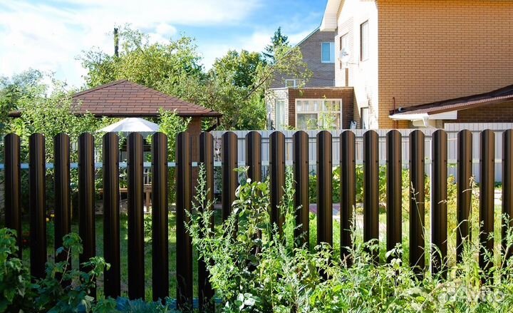 Забор из евроштакетника,ворота, калитки под ключ