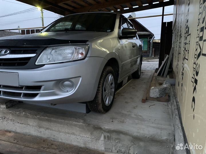 LADA Granta 1.6 МТ, 2017, 85 000 км