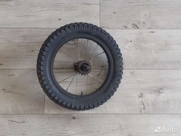 Заднее колесо на 14