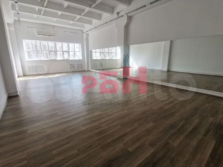 Танцевальная студия, фото студия, аэростречинг в т