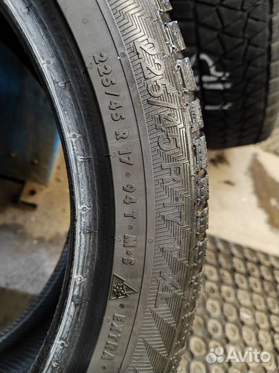 Gislaved Soft Frost 200 225/45 R17 94V