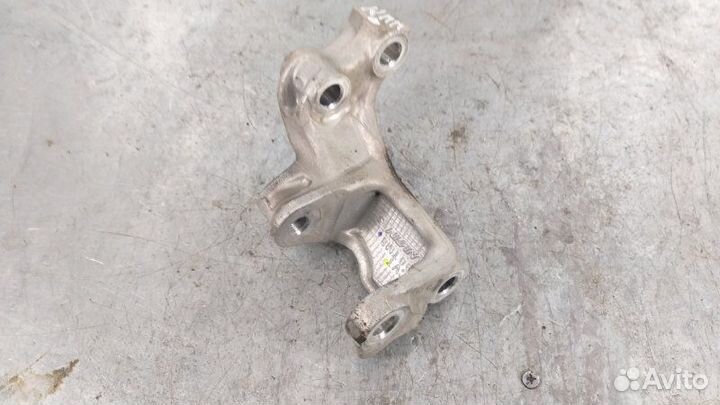 Кронштейн кпп Honda Insight ZE2 LDA 02.2009