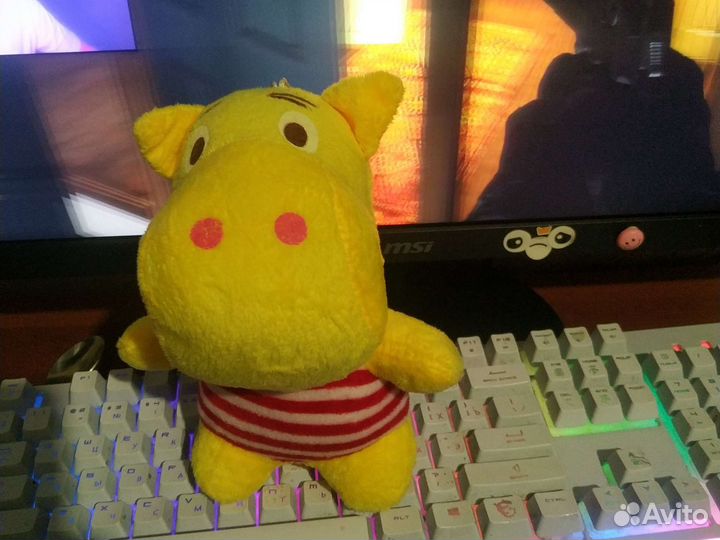 Мягкая игрушка бегемот