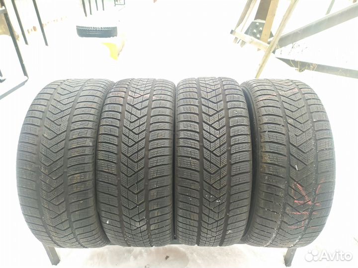Pirelli Scorpion Winter 255/55 R18 105VR